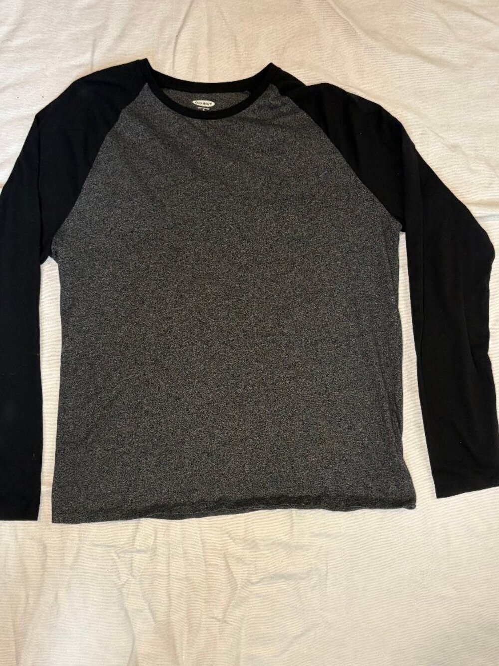 Old Navy Raglan Style Long Sleeve Tee for Men